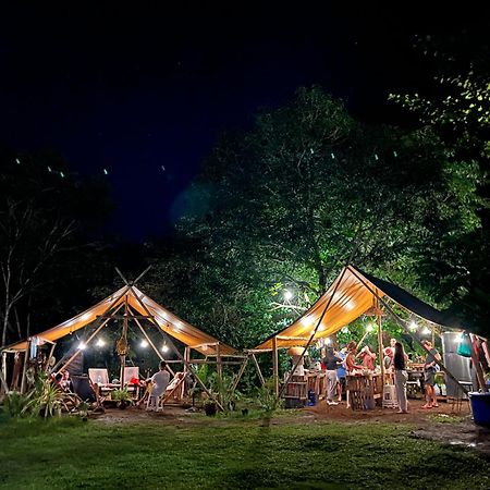 Peaceland Hostel 팡라오 외부 사진