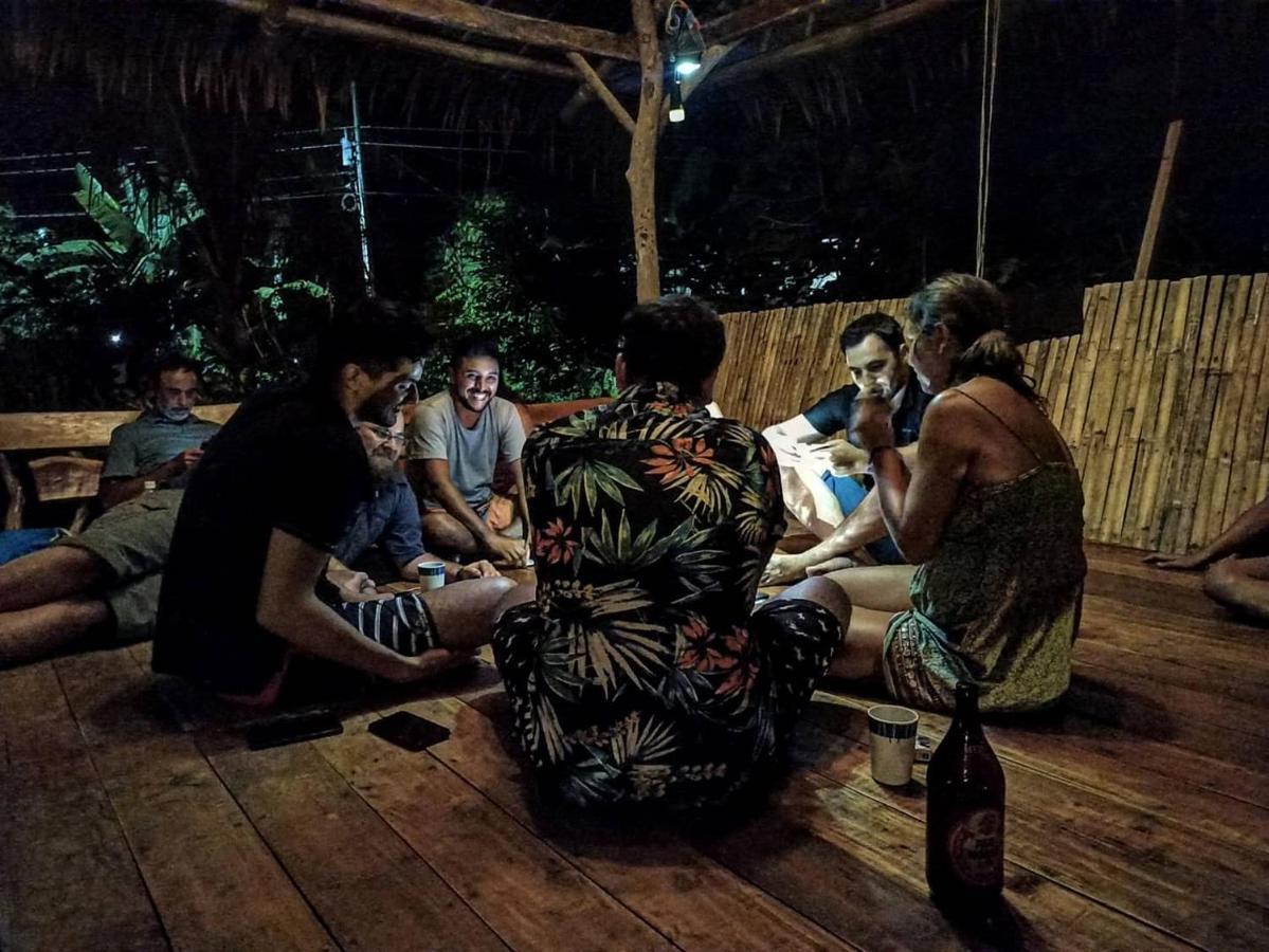Peaceland Hostel 팡라오 외부 사진