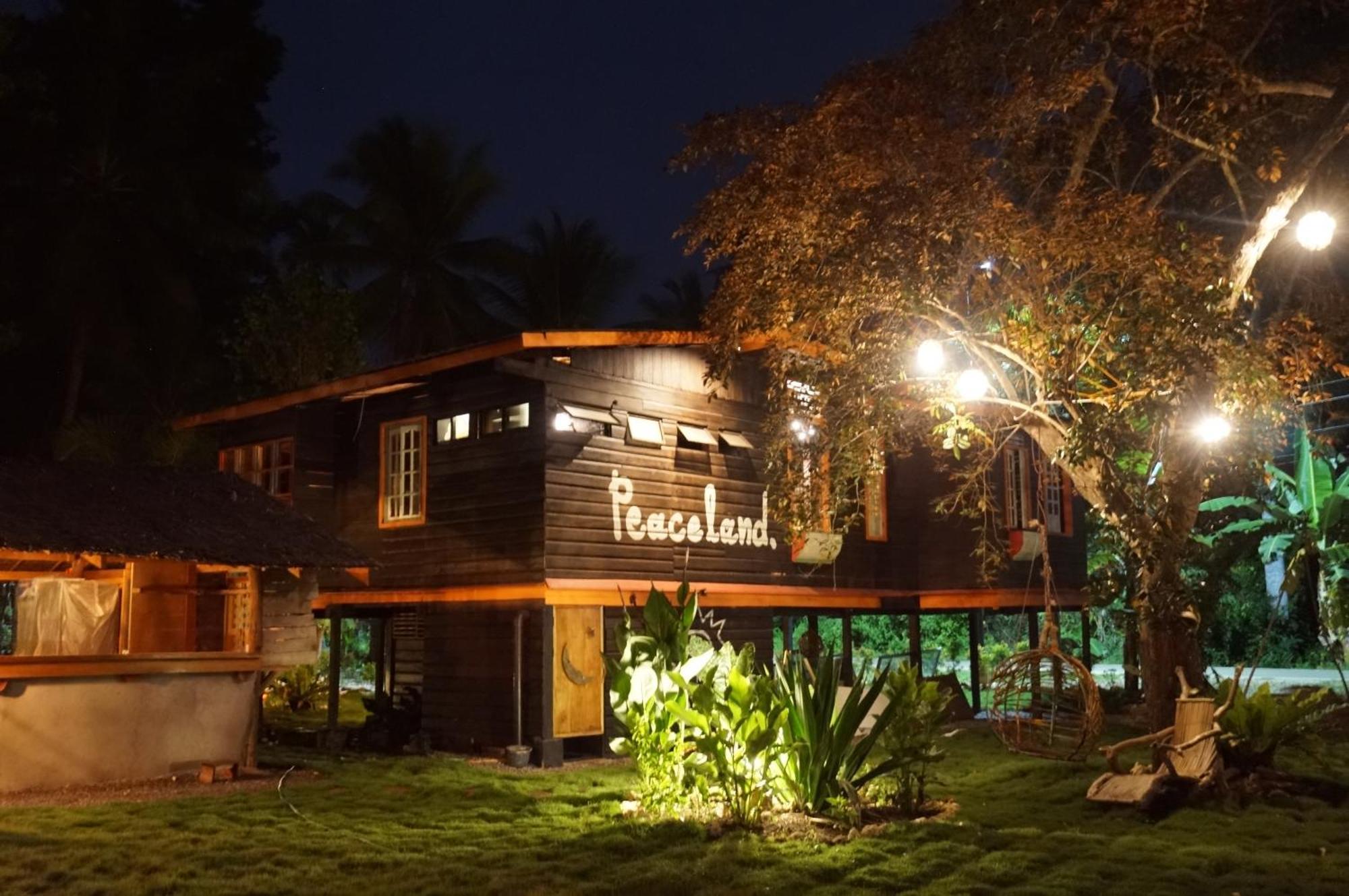Peaceland Hostel 팡라오 외부 사진