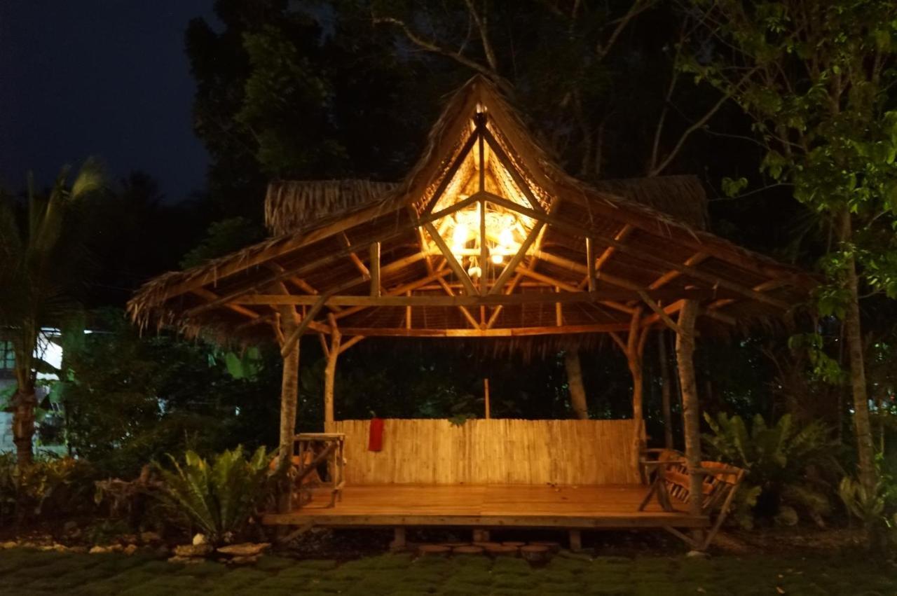 Peaceland Hostel 팡라오 외부 사진