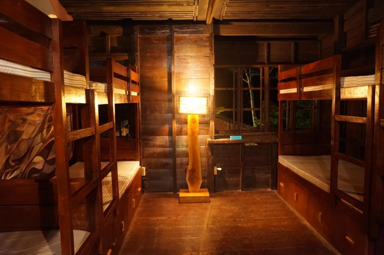 Peaceland Hostel 팡라오 외부 사진